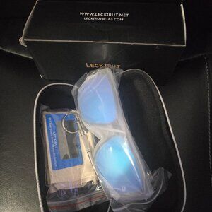 NIB/NWOT Leckirut Blue Lens Sunglasses